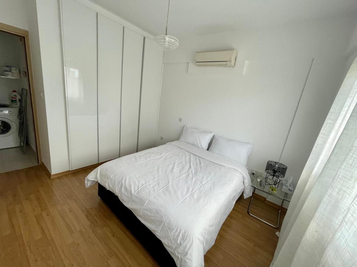 לימסול Amazing 2-Bedroom Apartment With Pool!! מראה חיצוני תמונה