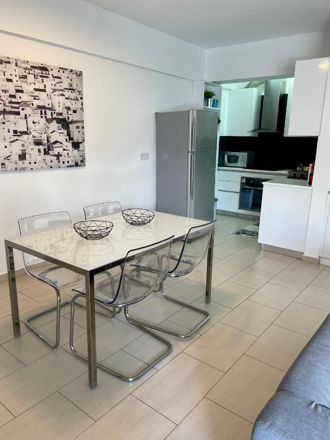 לימסול Amazing 2-Bedroom Apartment With Pool!! מראה חיצוני תמונה