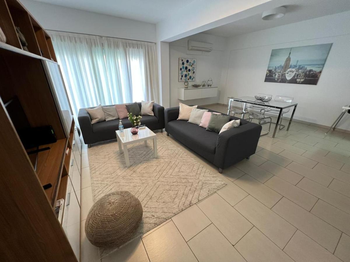 לימסול Amazing 2-Bedroom Apartment With Pool!! מראה חיצוני תמונה